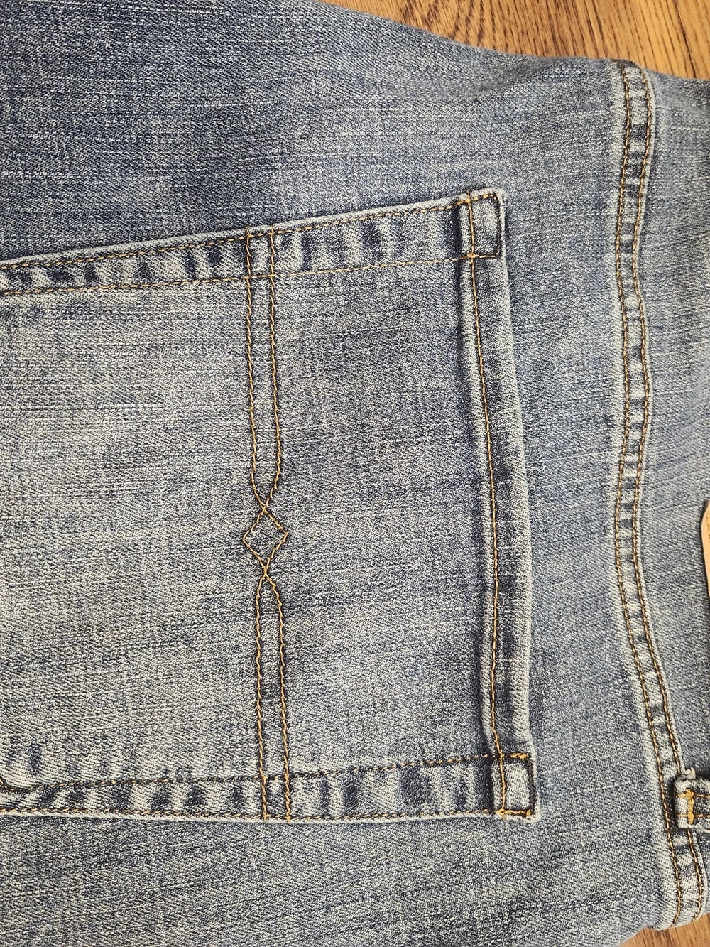 Lucky Brand classic light